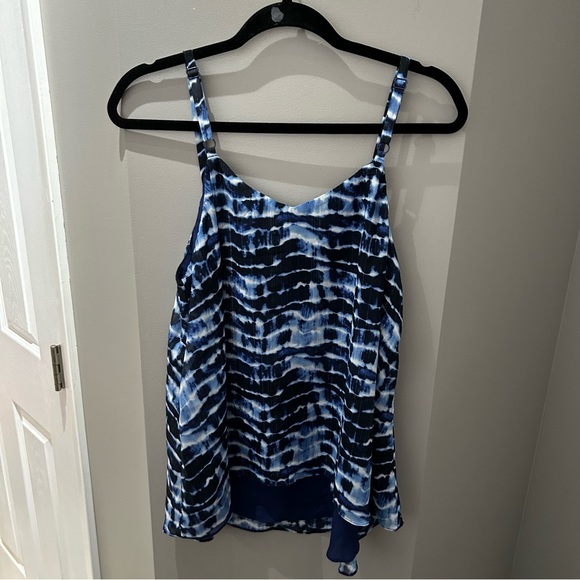 Torrid Sophie Swing Chiffon Tie Dye Blue-00 NWT - Picture 5 of 6